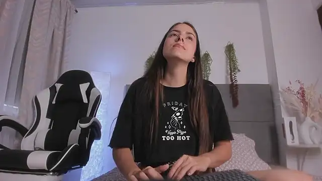 JulietaSnow online show from January 15, 6:44 pm