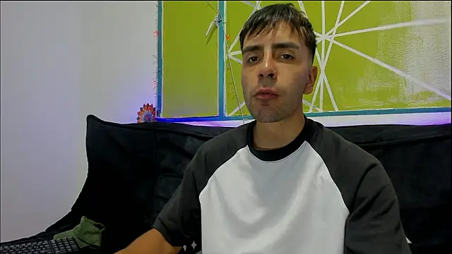 Lord Apolo online show from February 12, 1:33 pm