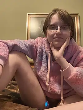 Lassie Cassie online show from March 28, 7:04 pm
