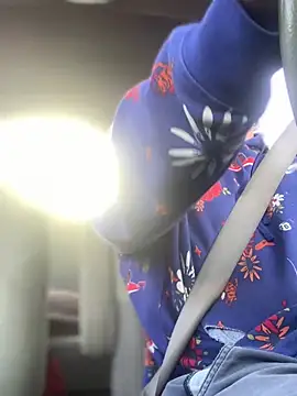 Snapshot of Ldnick69 chatting on February 17, 12:30 am Ldnick69 online show from February 17, 12:30 am