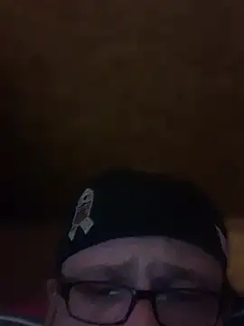 Snapshot of Ldnick69 chatting on February 14, 8:31 pm Ldnick69 online show from February 14, 8:31 pm