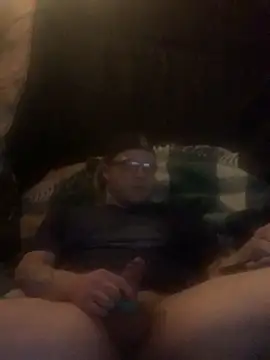 Snapshot of Ldnick69 chatting on February 10, 7:35 pm Ldnick69 online show from February 10, 7:35 pm