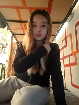 SherrylShaw online show from April 8, 3:46 pm