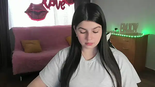 KisaModel online show from May 20, 1:13 am