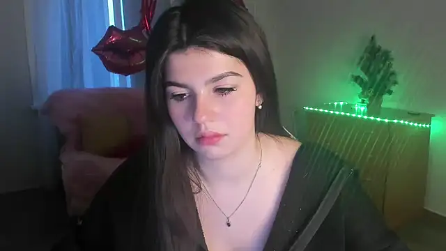 KisaModel online show from March 5, 1:02 am