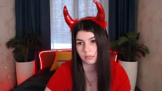 KisaModel online show from December 14, 8:09 am