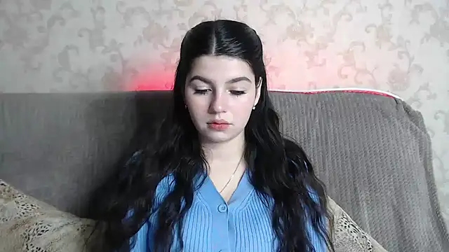 KisaModel online show from March 10, 1:20 am