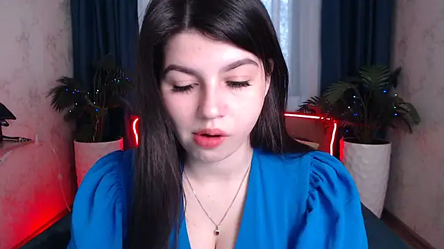 KisaModel online show from January 17, 8:29 am