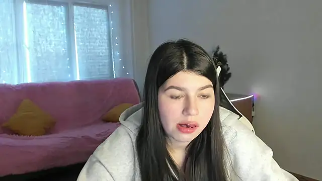 KisaModel online show from January 16, 8:29 am