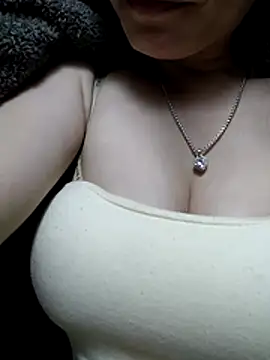 neko-nancy online show from April 2, 2:02 pm