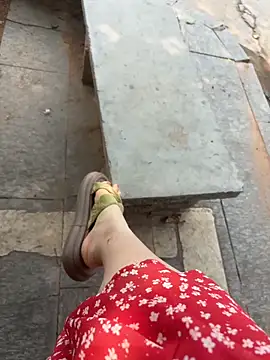 qwe522522 online show from April 19, 3:51 am