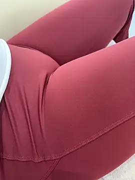 qwe522522 online show from April 10, 5:58 am