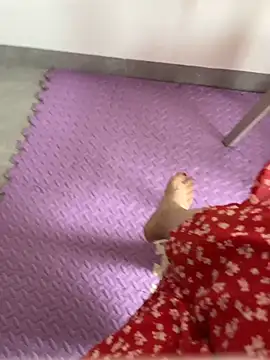 qwe522522 online show from April 18, 4:04 am