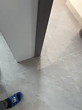 qwe522522 online show from January 18, 8:29 am