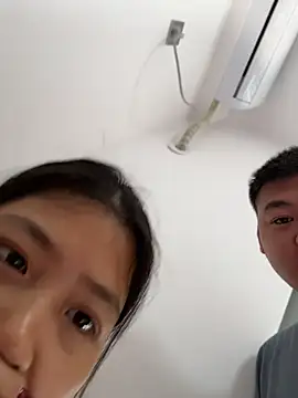 qwe522522 online show from April 8, 3:30 am