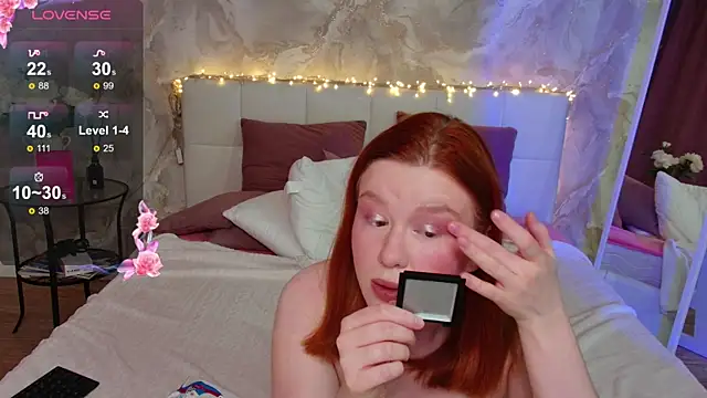 LucyHornyDollx online show from February 22, 11:23 am