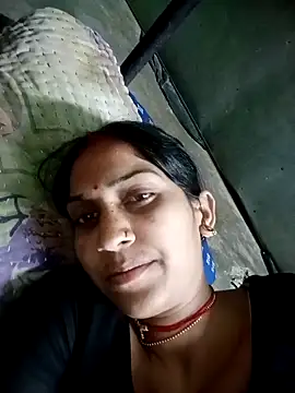 Snapshot of Chayna_singh chatting on February 22, 3:24 pm Chayna singh online show from February 22, 3:24 pm