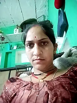 Snapshot of Chayna_singh chatting on February 12, 12:38 pm Chayna singh online show from February 12, 12:38 pm