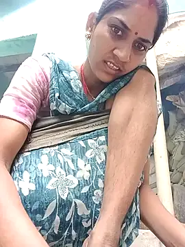 Snapshot of Chayna_singh chatting on June 13, 1:36 am Chayna singh online show from June 13, 1:36 am