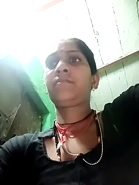 Snapshot of Chayna_singh chatting on February 12, 12:32 am Chayna singh online show from February 12, 12:32 am