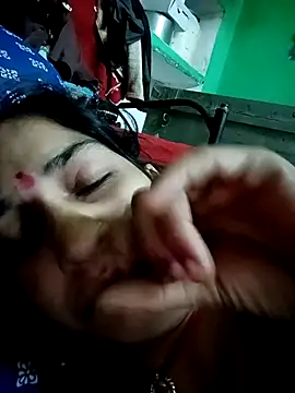 Snapshot of Chayna_singh chatting on January 8, 5:08 pm Chayna singh online show from January 8, 5:08 pm