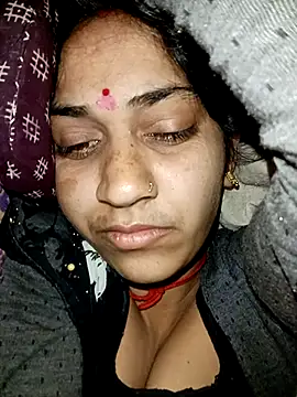 Snapshot of Chayna_singh chatting on January 6, 11:09 pm Chayna singh online show from January 6, 11:09 pm