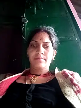 Snapshot of Chayna_singh chatting on February 3, 2:43 am Chayna singh online show from February 3, 2:43 am