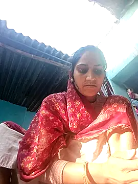 Snapshot of Chayna_singh chatting on March 1, 2:11 am Chayna singh online show from March 1, 2:11 am