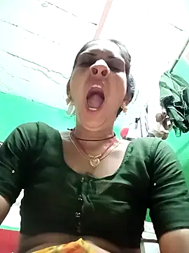 Snapshot of Chayna_singh chatting on February 3, 7:52 pm Chayna singh online show from February 3, 7:52 pm