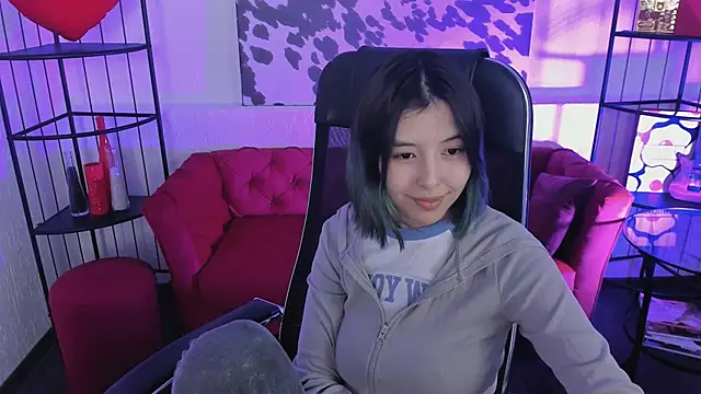 SirenMystiq online show from April 16, 9:39 pm