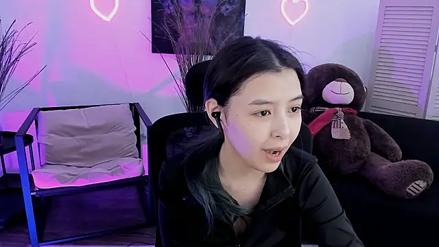 SirenMystiq online show from March 24, 7:19 am