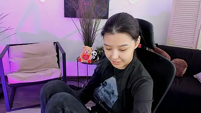 SirenMystiq online show from March 5, 7:16 am