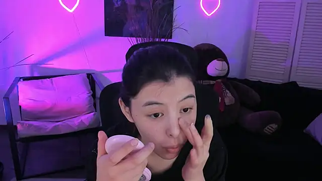 SirenMystiq online show from April 5, 7:42 pm