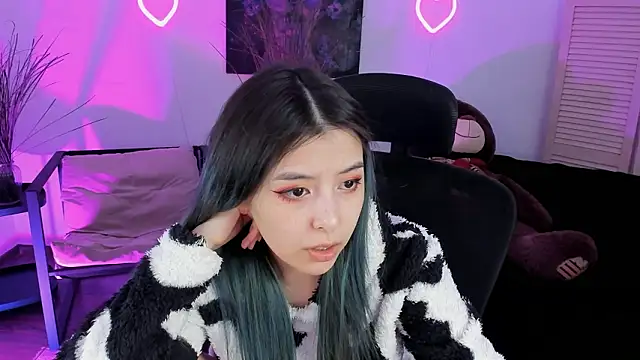 SirenMystiq online show from March 19, 8:09 pm