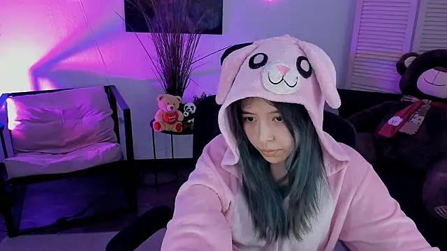 SirenMystiq online show from March 26, 7:23 pm