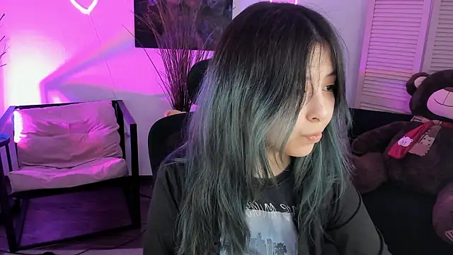 SirenMystiq online show from March 25, 7:57 pm