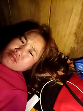 -myaa- online show from February 6, 11:01 pm