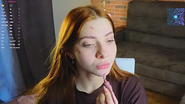 VelvetZephra online show from April 14, 3:06 pm