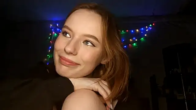 Snapshot of deep_eyes chatting on December 15, 1:17 pm deep eyes online show from December 15, 1:17 pm