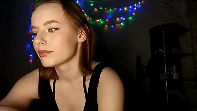 deep eyes online show from December 22, 1:22 pm