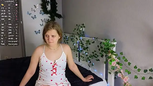 HazeElariel online show from April 14, 3:17 pm