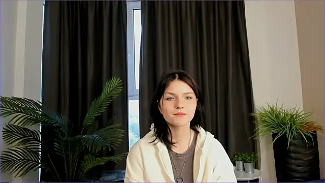 NyraVesperis online show from March 23, 3:01 pm