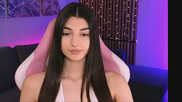 LilyShine  online show from February 9, 2:37 pm