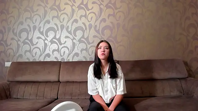 Snapshot of ReneeRehnert chatting on December 16, 6:39 am ReneeRehnert online show from December 16, 6:39 am