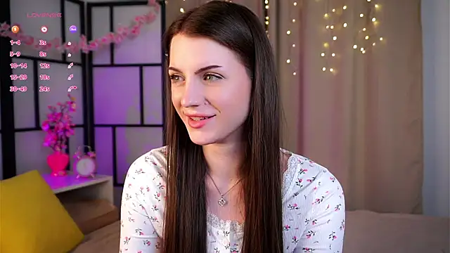 KathiGulston online show from April 9, 8:15 pm