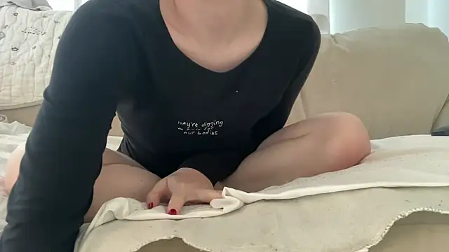ijustturned18today online show from May 22, 8:56 am