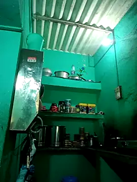 Snapshot of Cuple_masti72 chatting on June 22, 8:44 am Cuple masti72 online show from June 22, 8:44 am