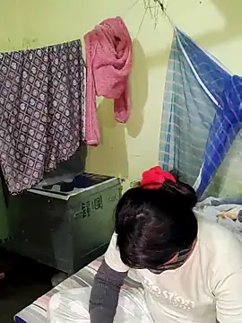 Cuple masti72 online show from December 19, 4:53 pm