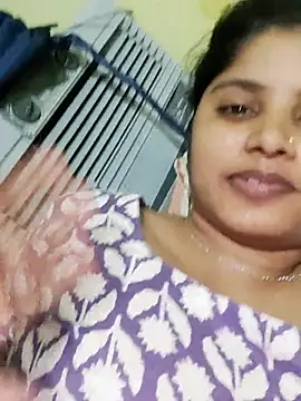 Snapshot of Cuple_masti72 chatting on July 20, 1:35 pm Cuple masti72 online show from July 20, 1:35 pm