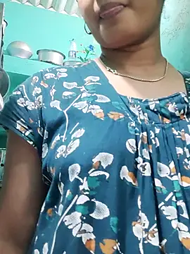 Snapshot of Cuple_masti72 chatting on July 6, 3:24 am Cuple masti72 online show from July 6, 3:24 am